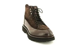 BOOTS 8047
