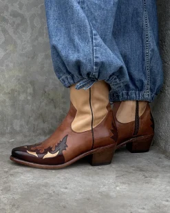 BOOTS 44505