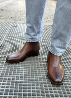 BOOTS A330