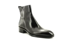 BOOTS D940