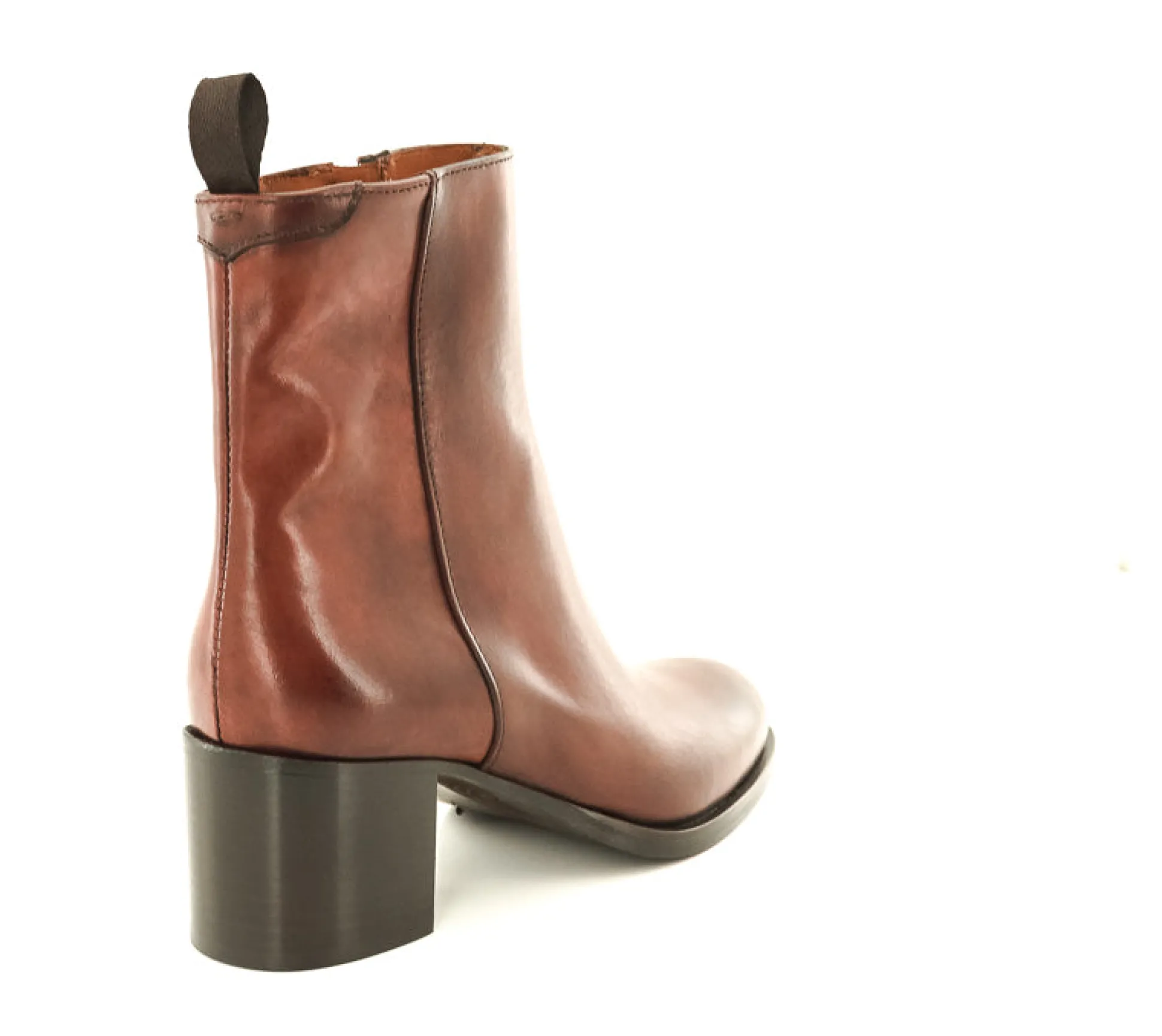 BOOTS D2220