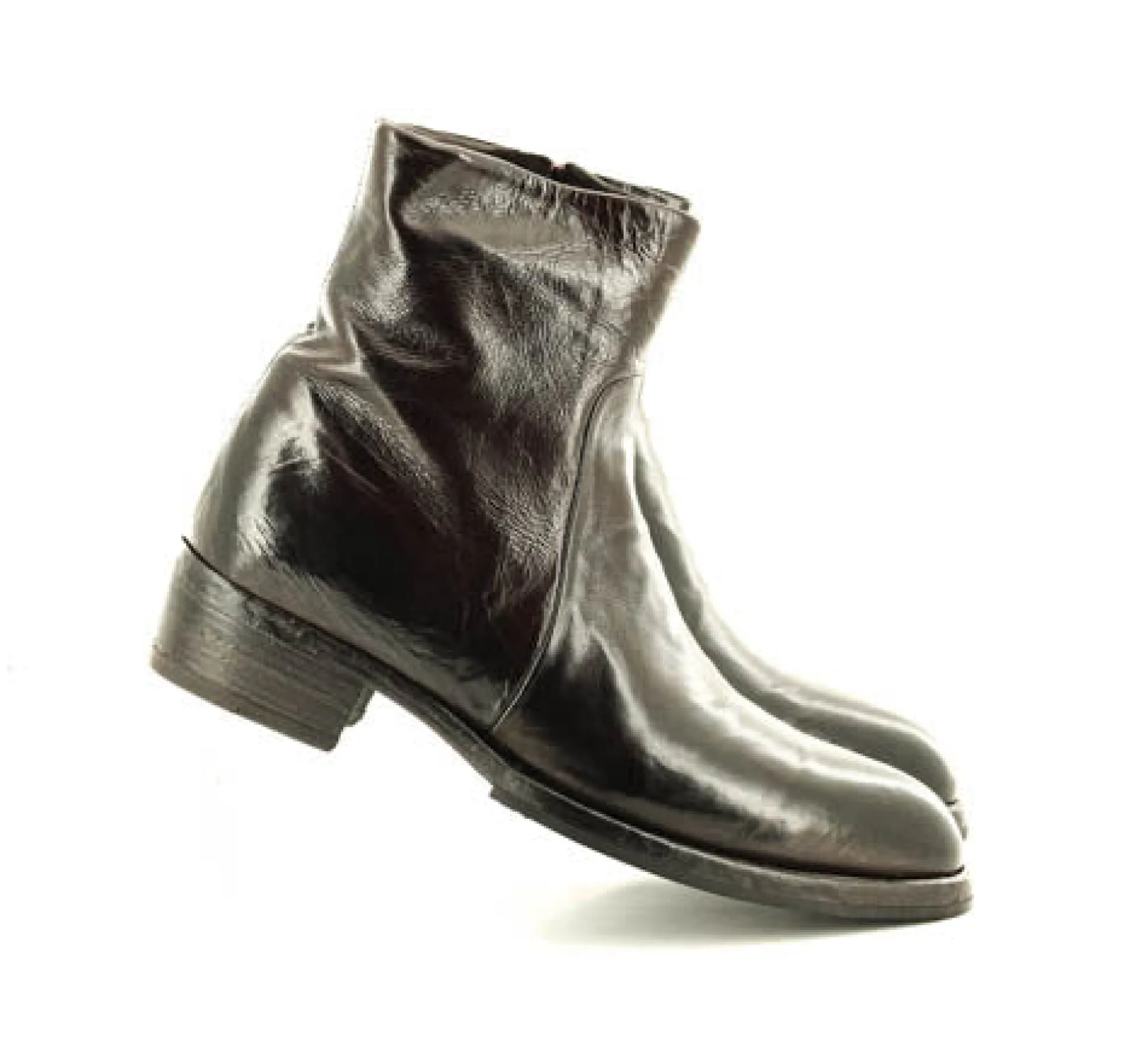 BOOTS DE04A