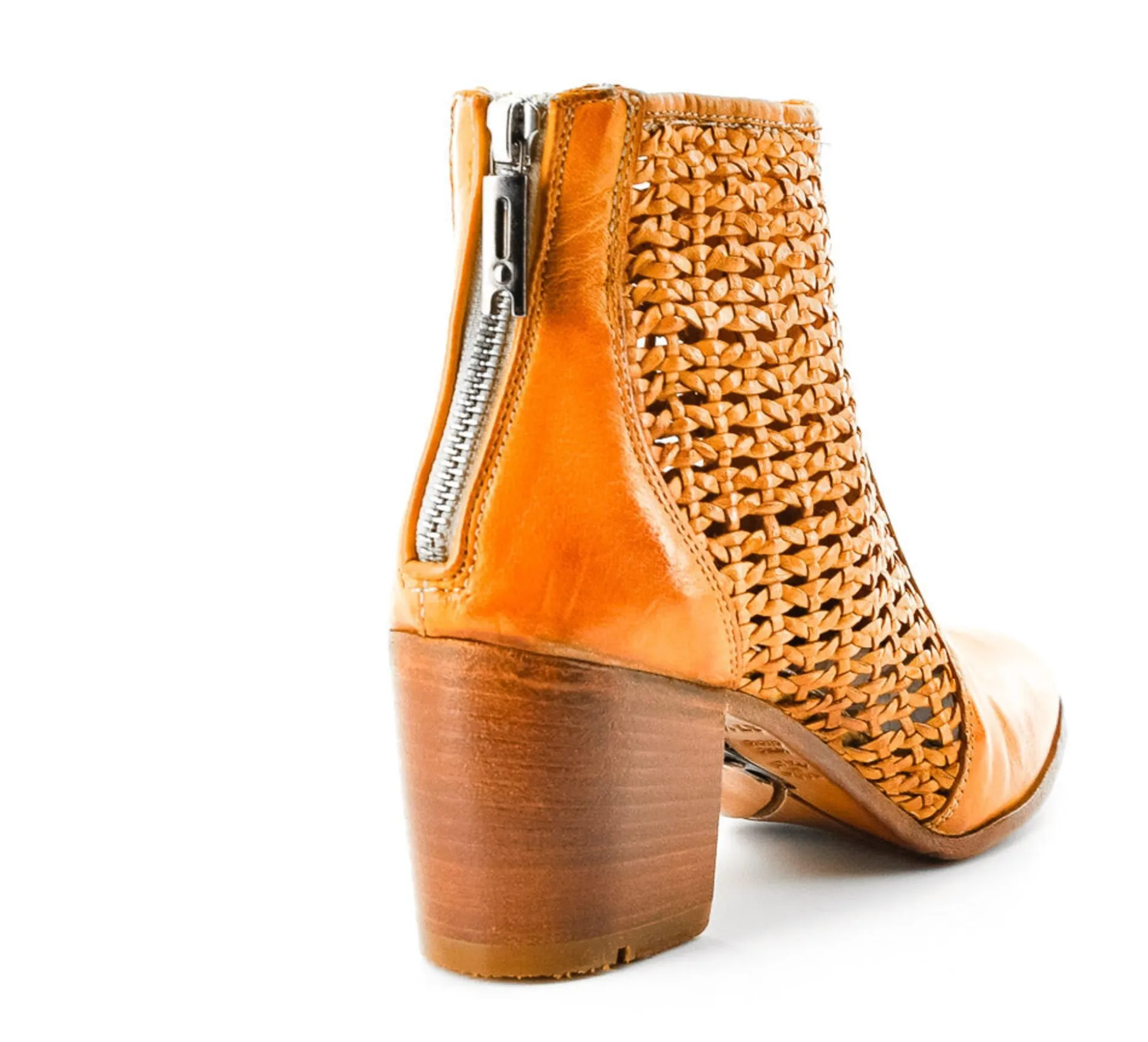 BOOTS GH04A