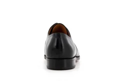 CITY 2 BLACK